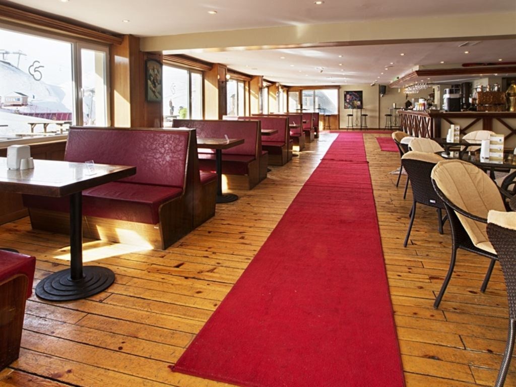 bars-teleski-cafe-bar