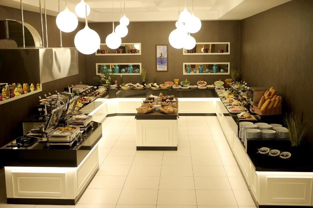 restaurants-restaurants