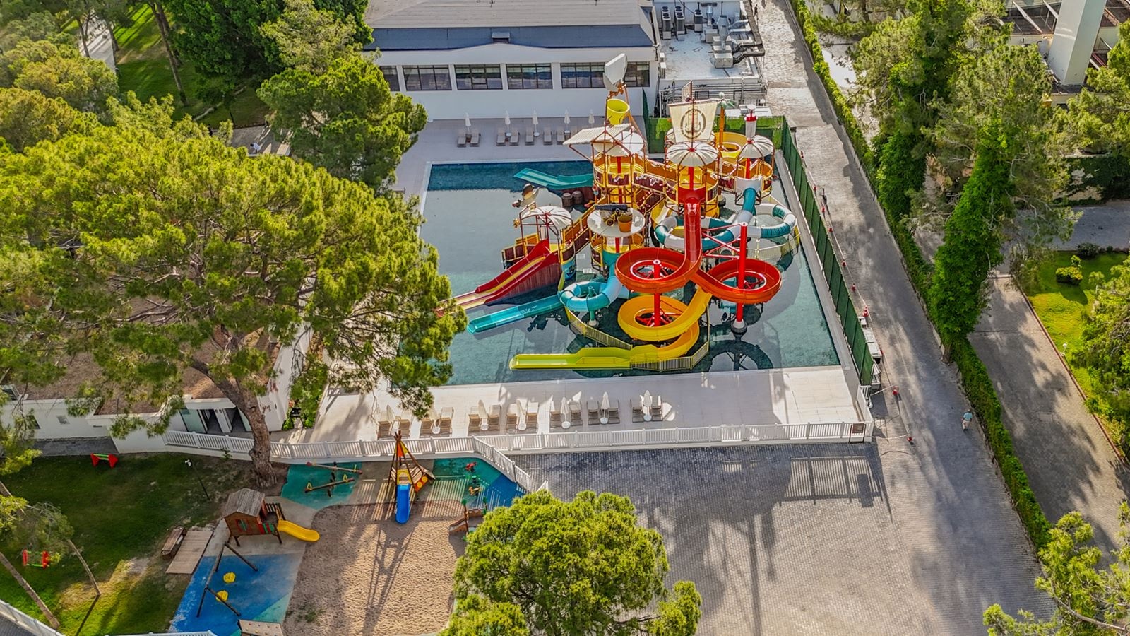 pools-outdoor-childrens-pool