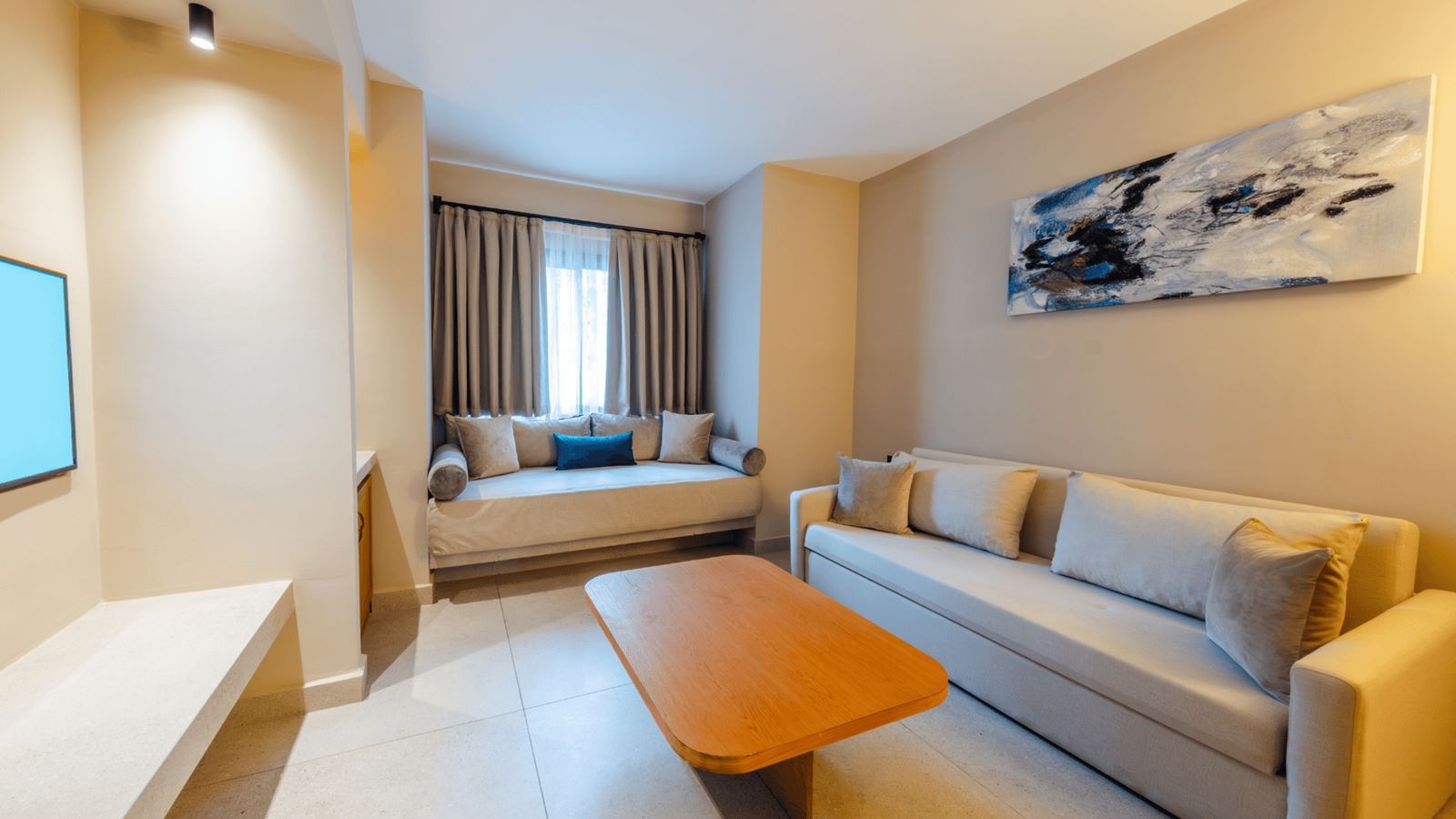 rooms-grand-deluxe-family-room