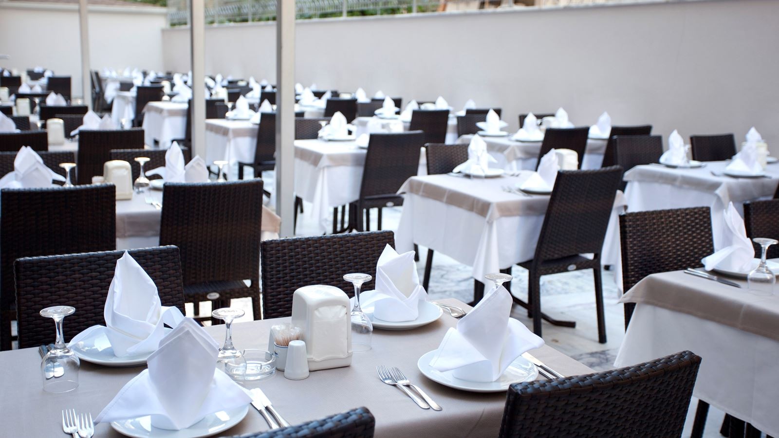 restaurants-main-restaurant