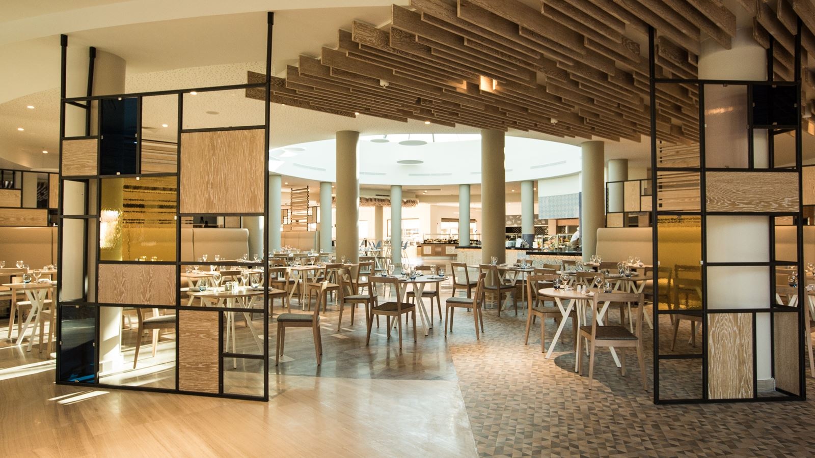 restaurants-main-restaurant