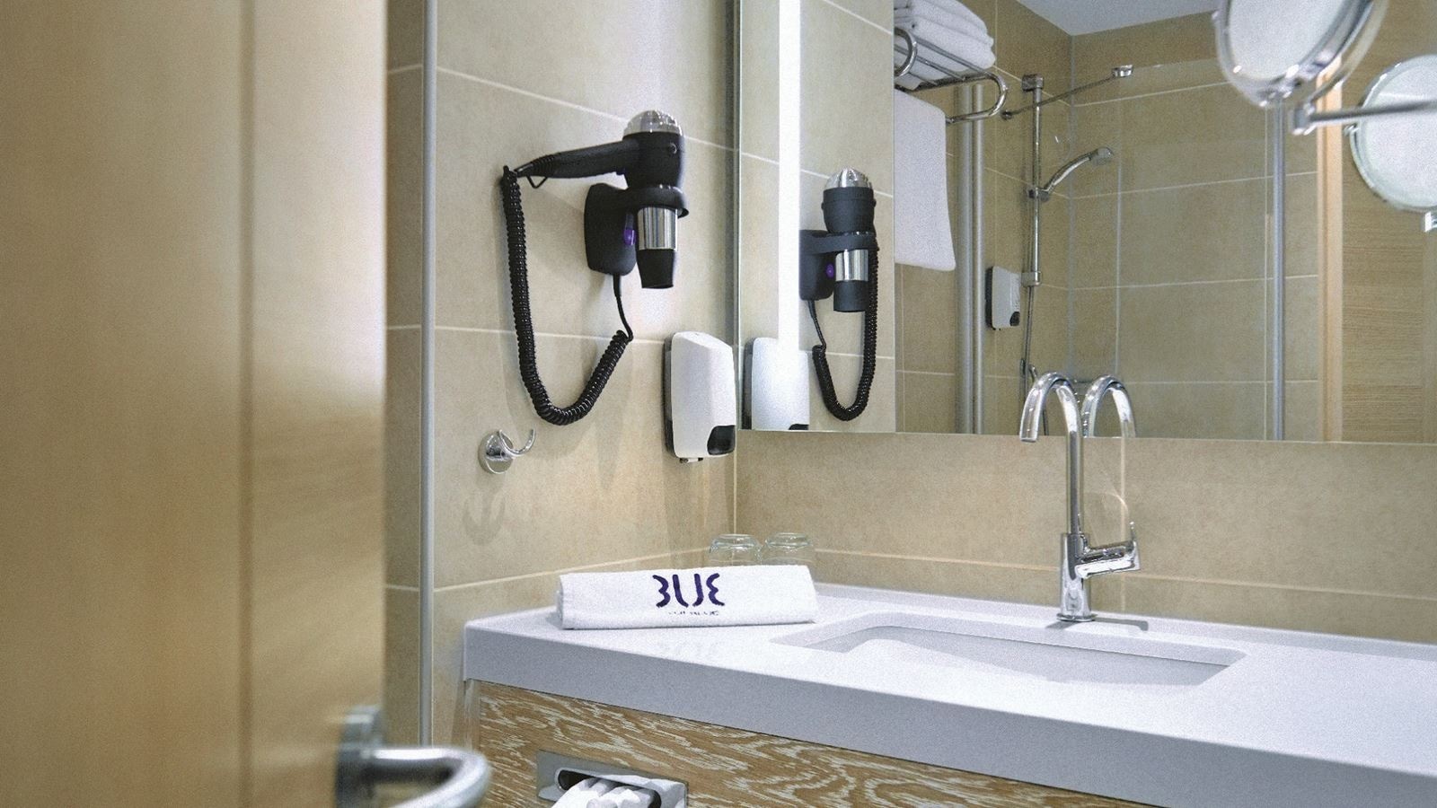 rooms-superior-room-in--main-building