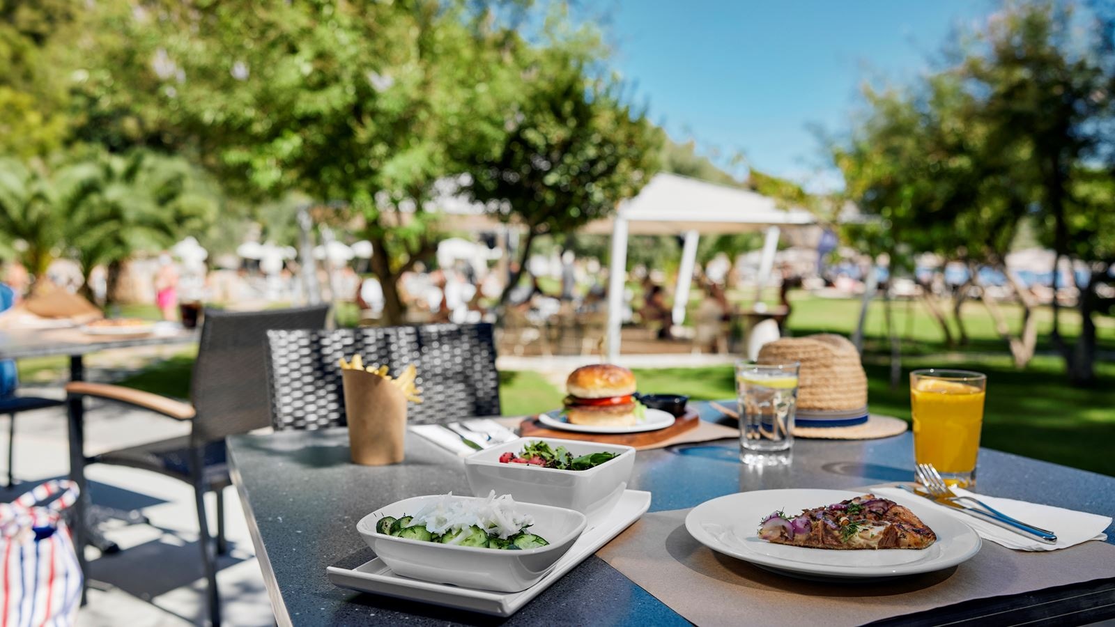 restaurants-beach-restaurant