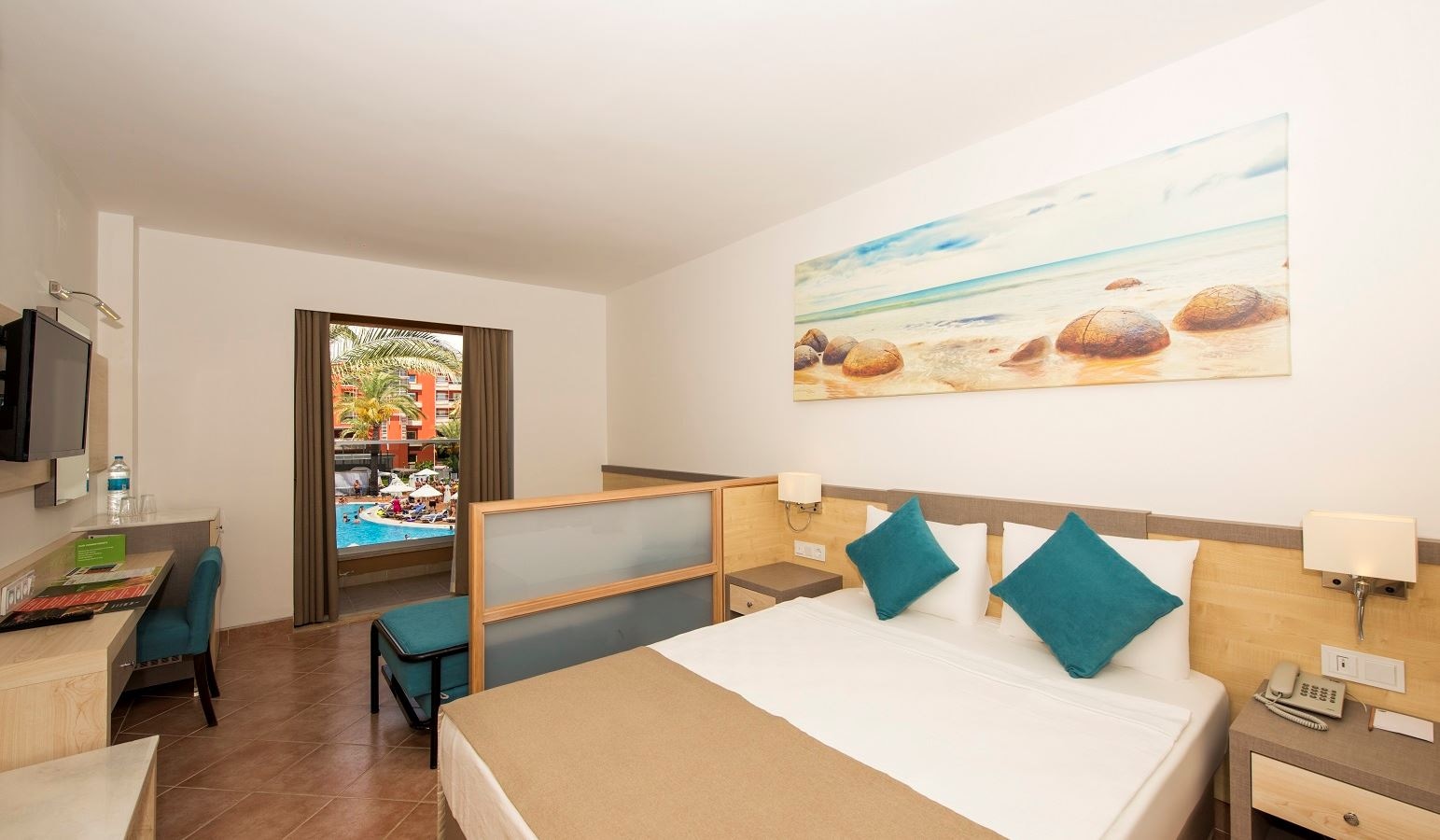 rooms-standard-large-lateral-sea-view