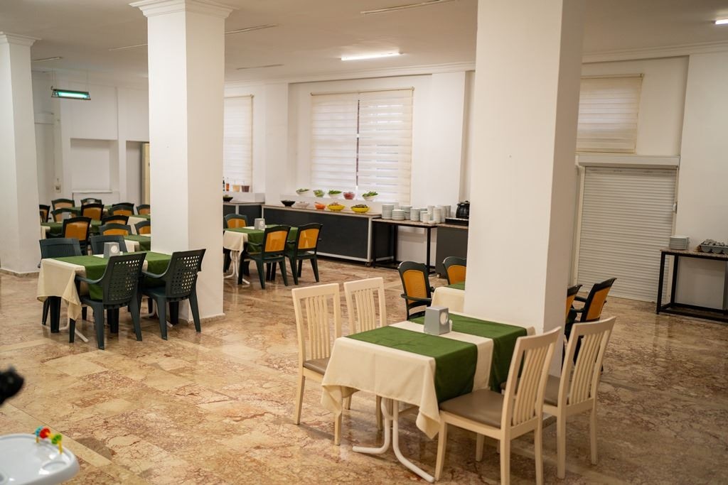 restaurants-restaurants