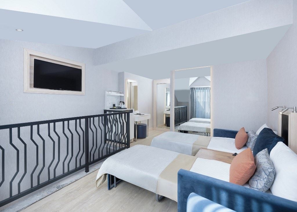 rooms-dublex-family-sea-view-room
