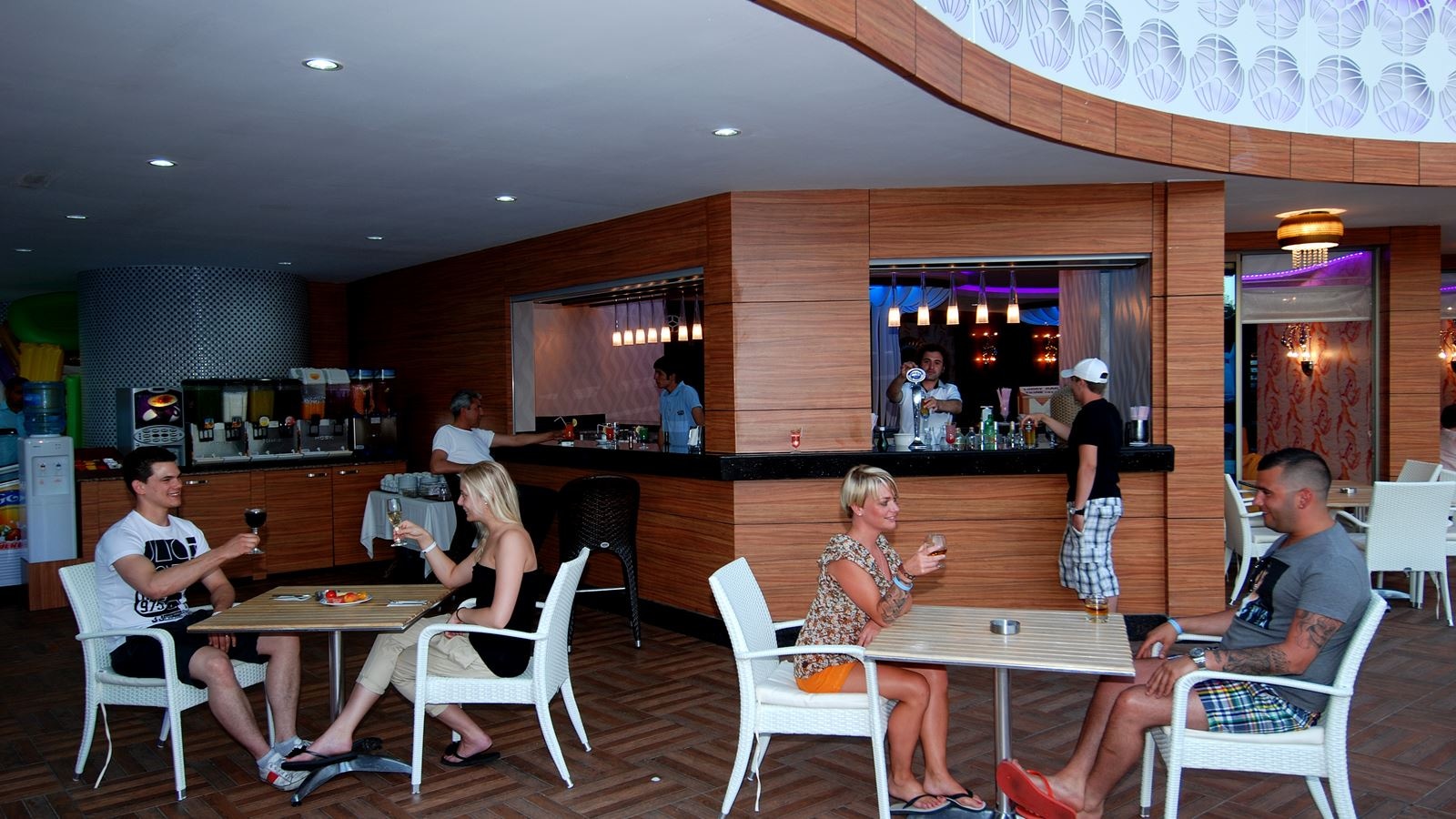 bars-pool-bar