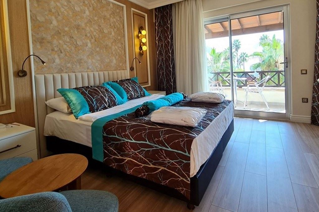 rooms-villa-senior-deluxe-room