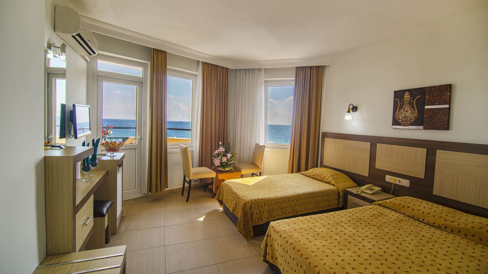 rooms-standard-room-sea-view