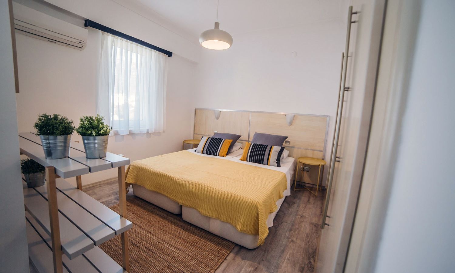 rooms-sea-view-corner-suite