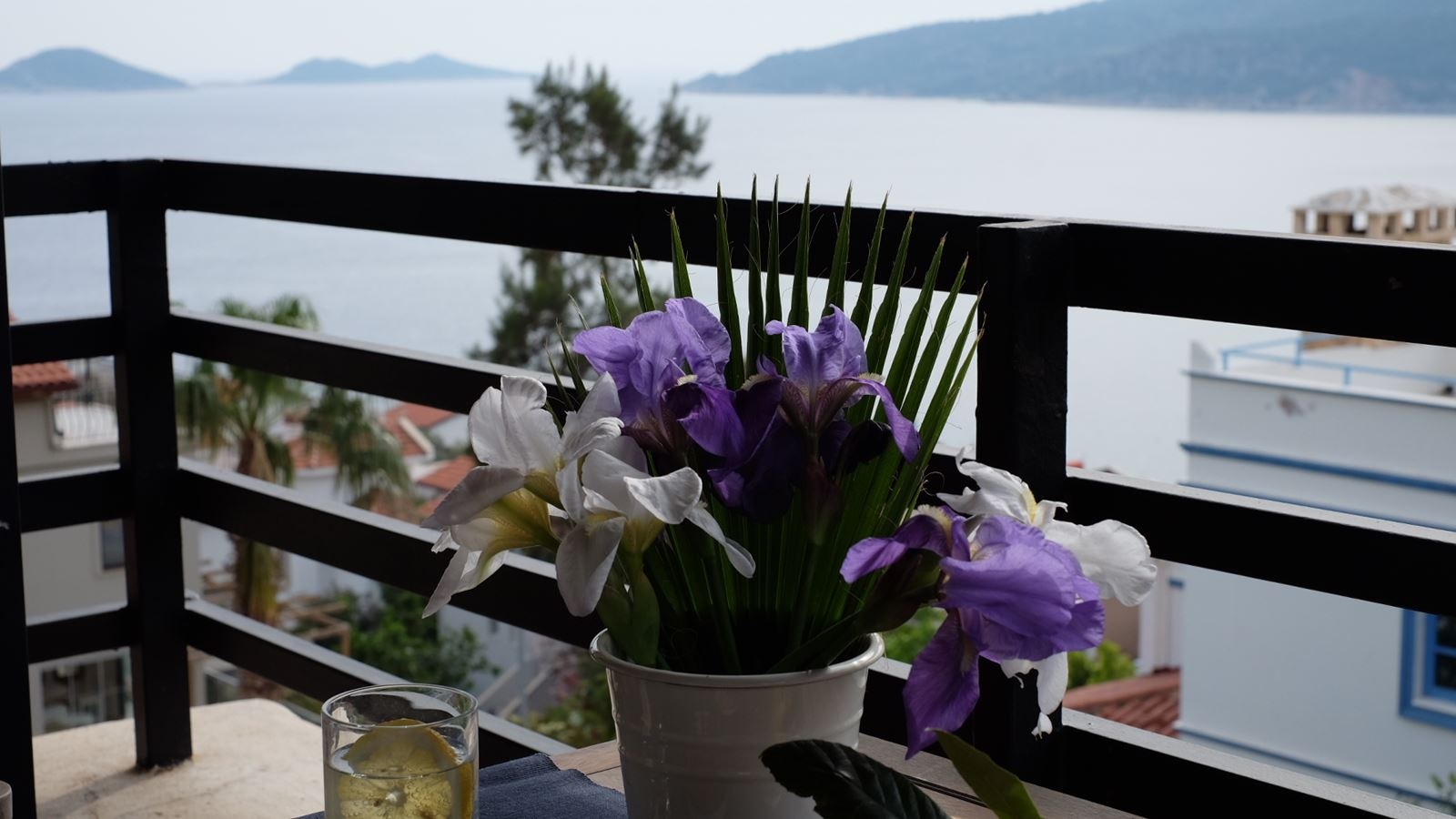 rooms-sea-view-romantic-room