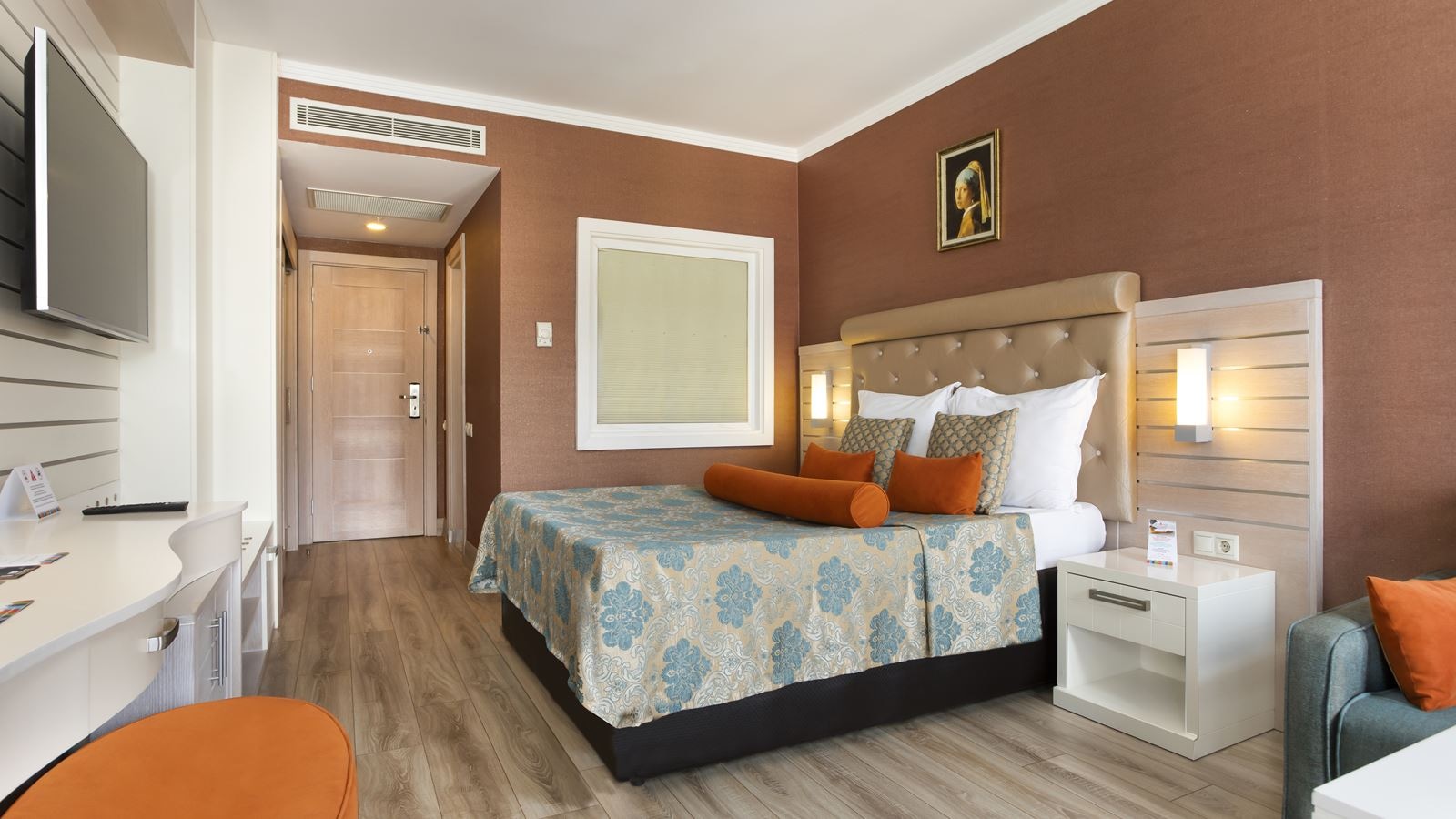 rooms-couple-standard-room-land-view