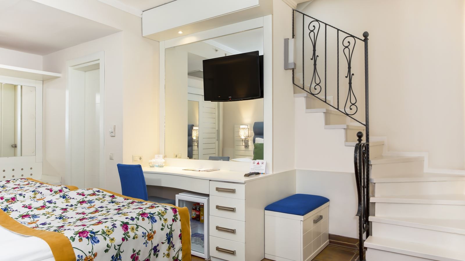 rooms-couple-volendam-house