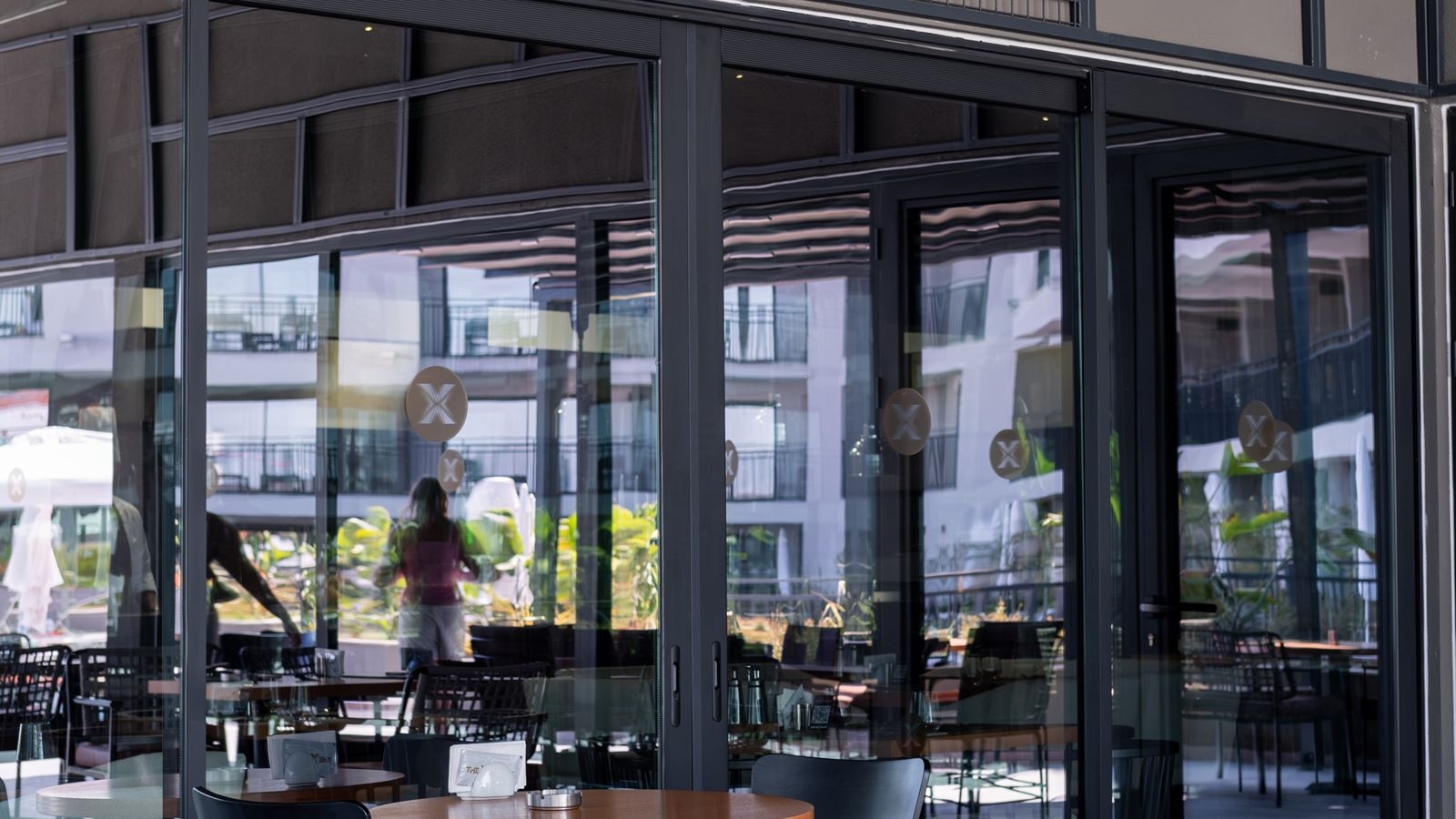 restaurants-she--he-adult-restaurant