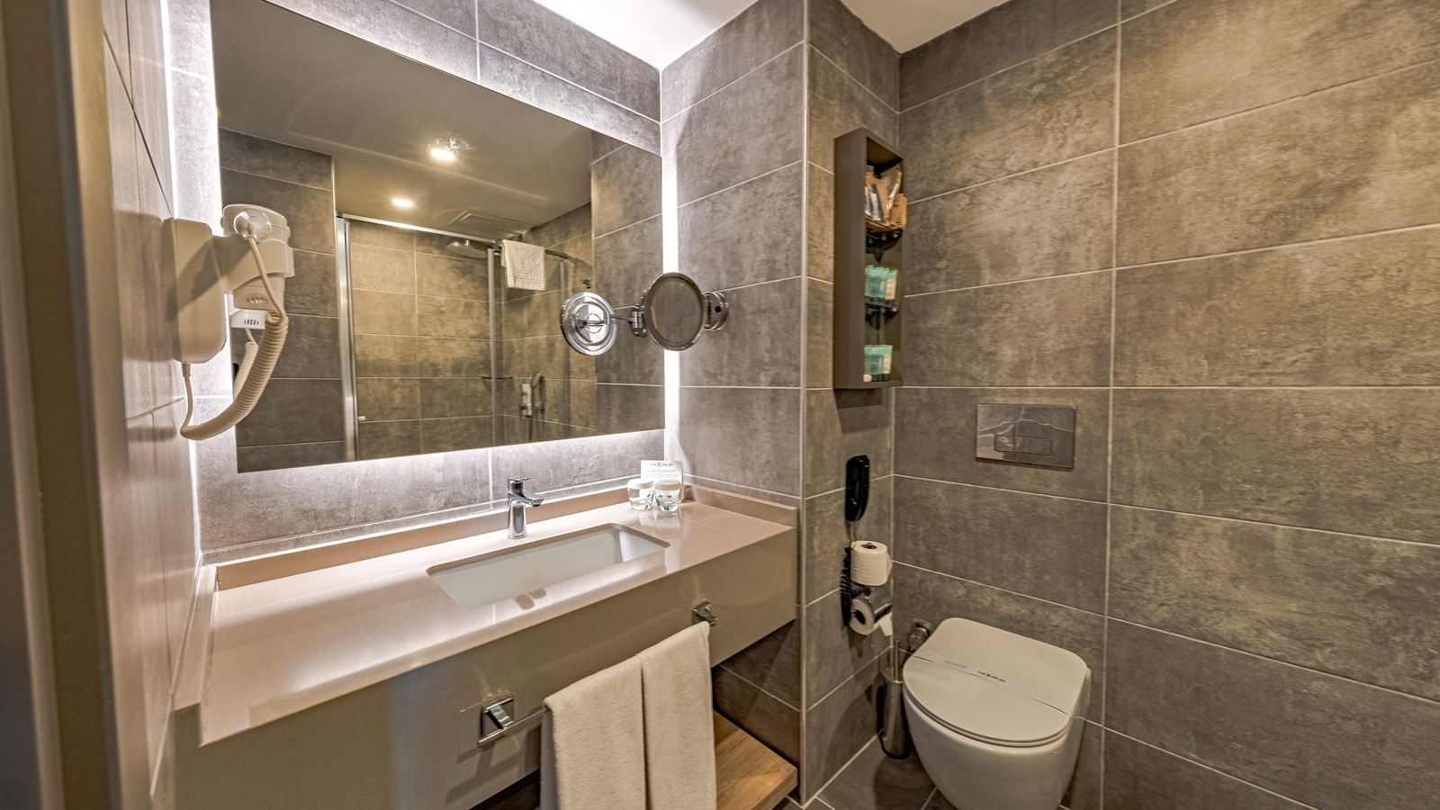 rooms-superior-room-adult-zone-only-adults-16+