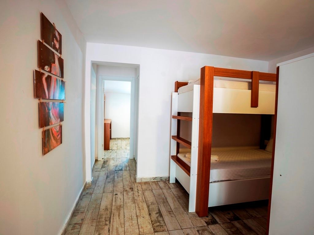 rooms-family-room