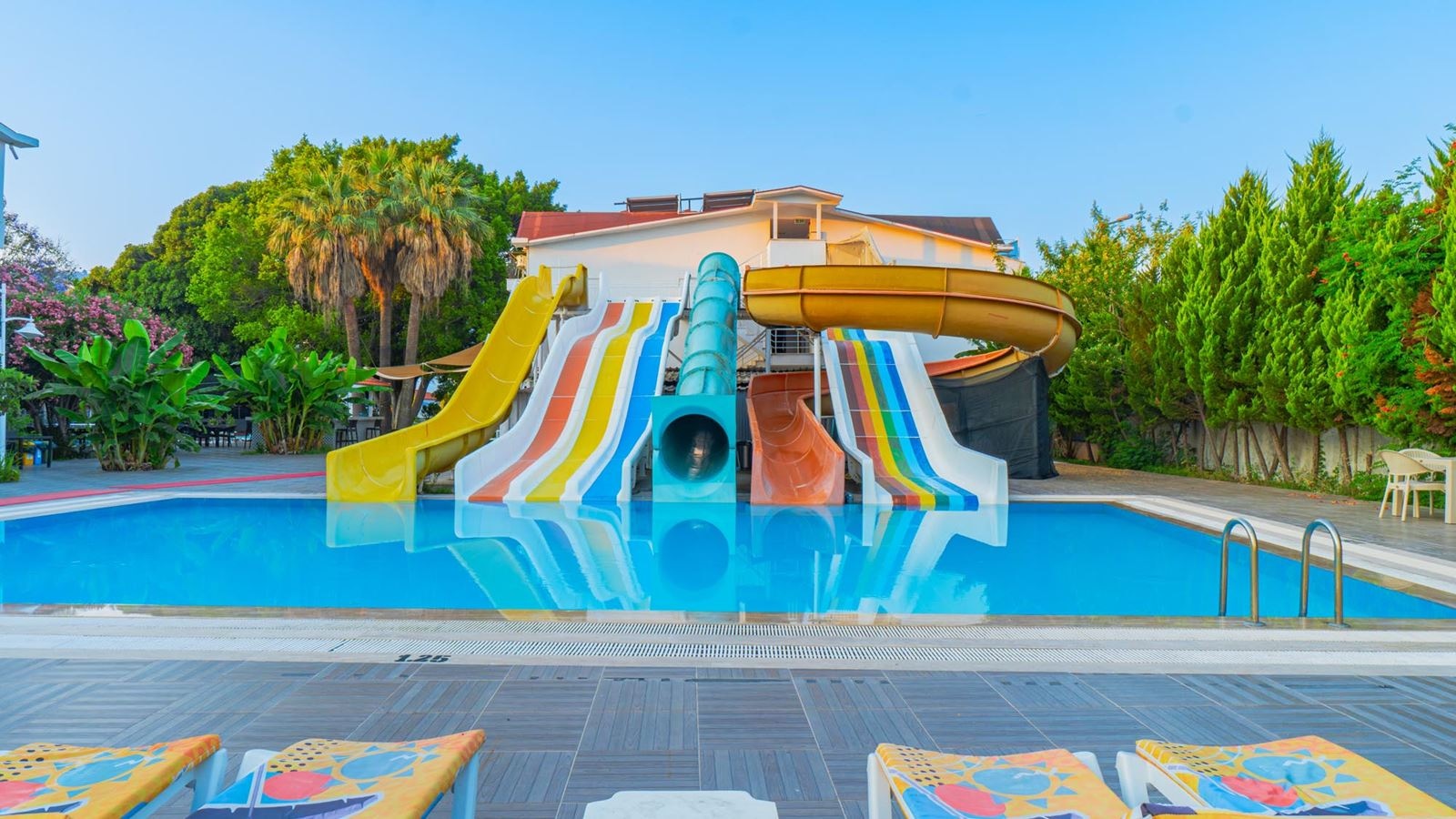 water-park-water-park