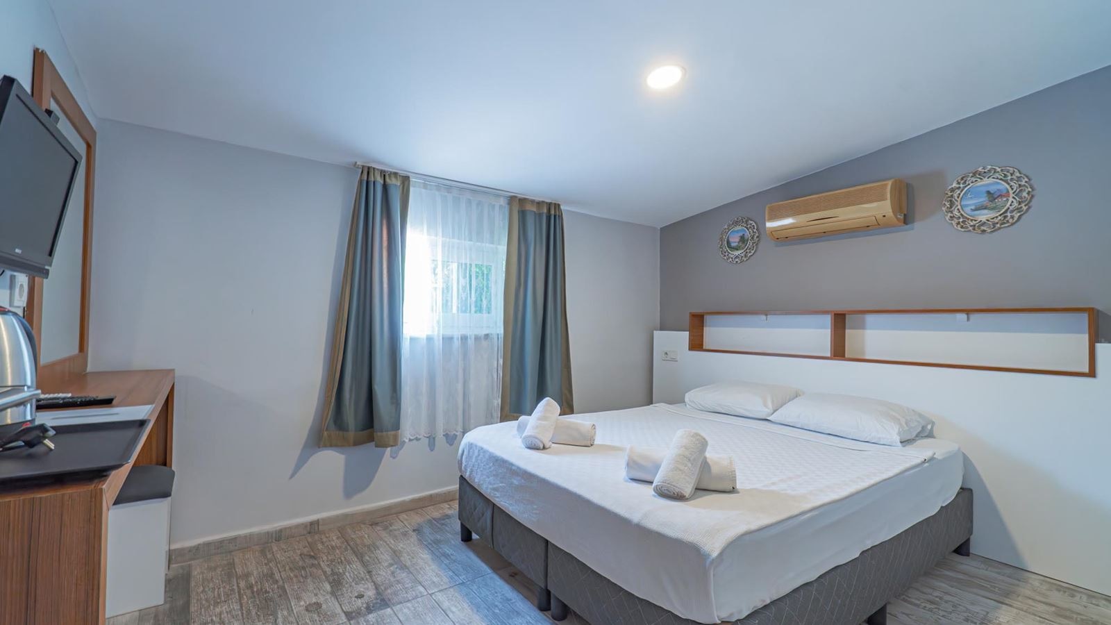 rooms-family-room