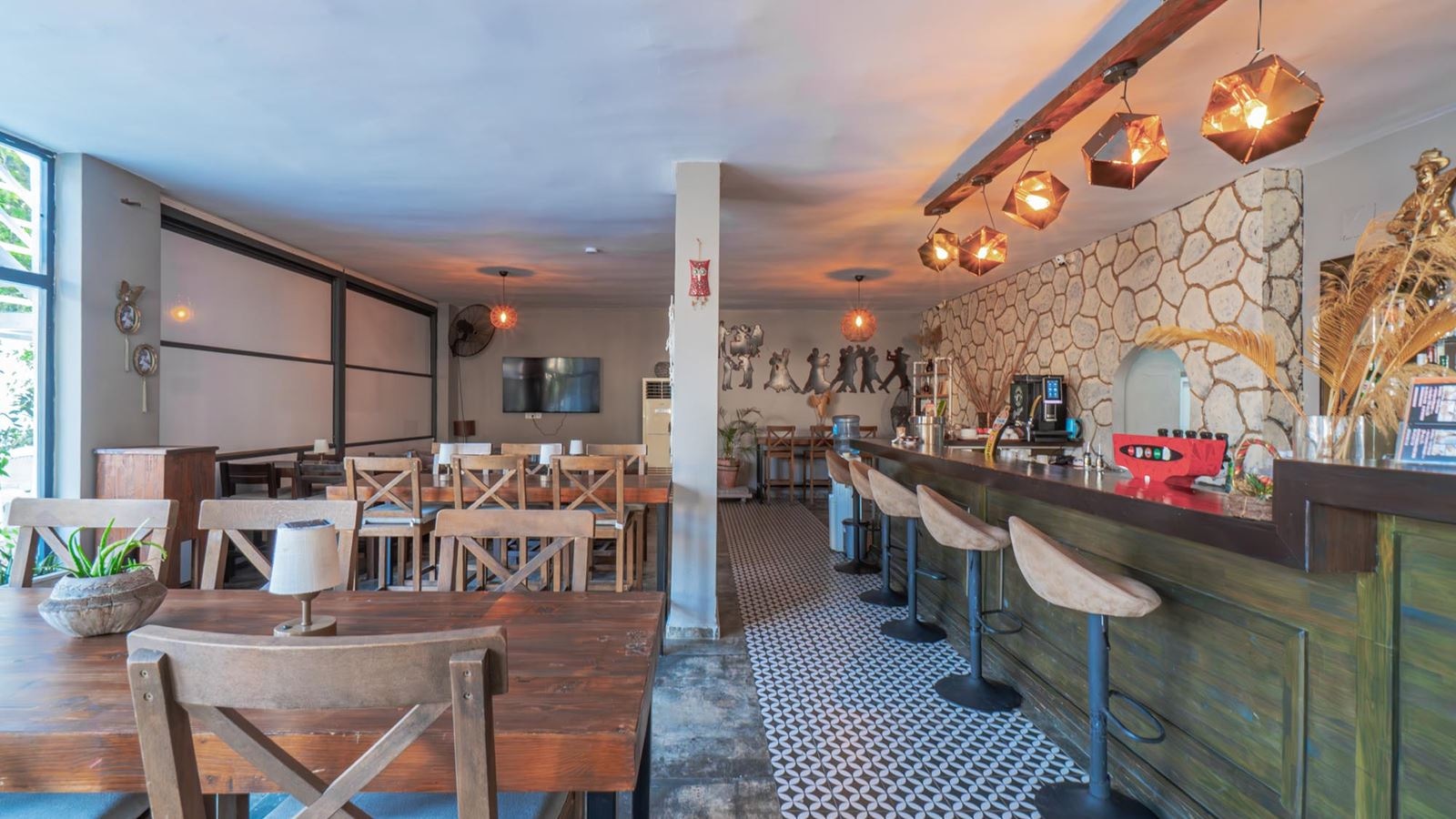 restaurants-main-restaurant
