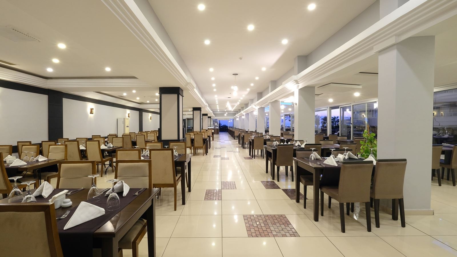 restaurants-main-restaurant