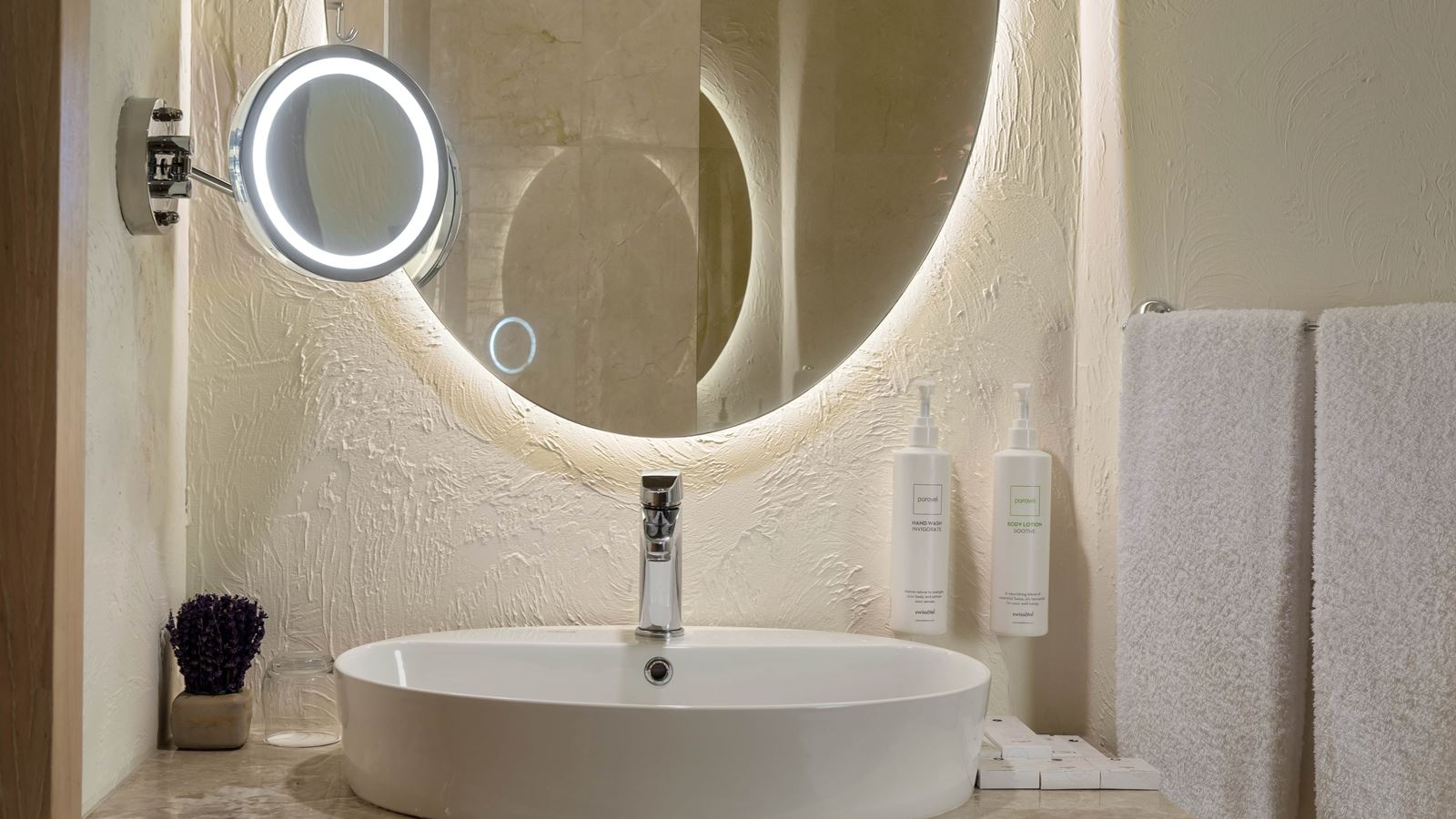 rooms-junior-suite-courtyard-view