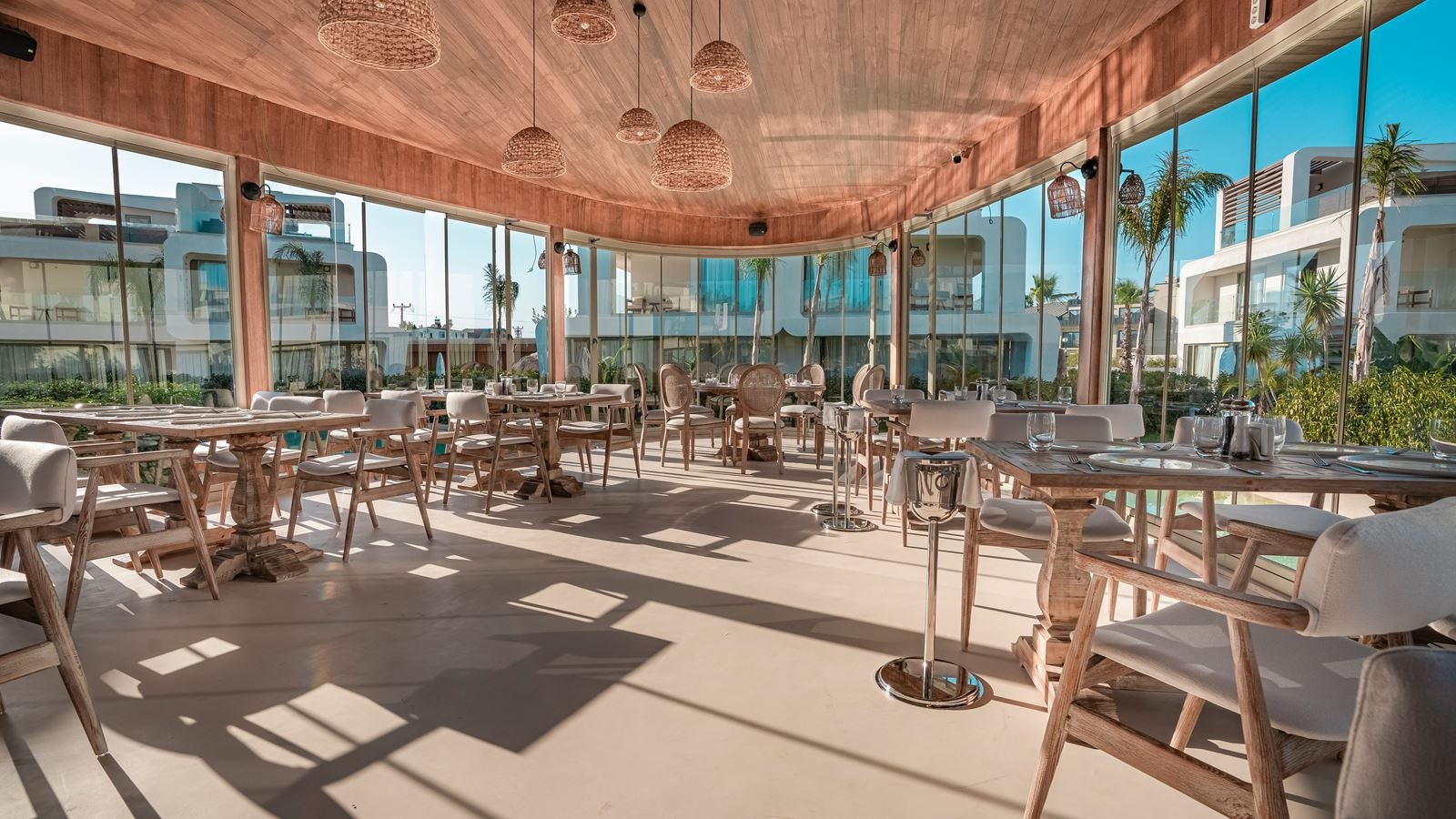 restaurants-the-palm-restoran