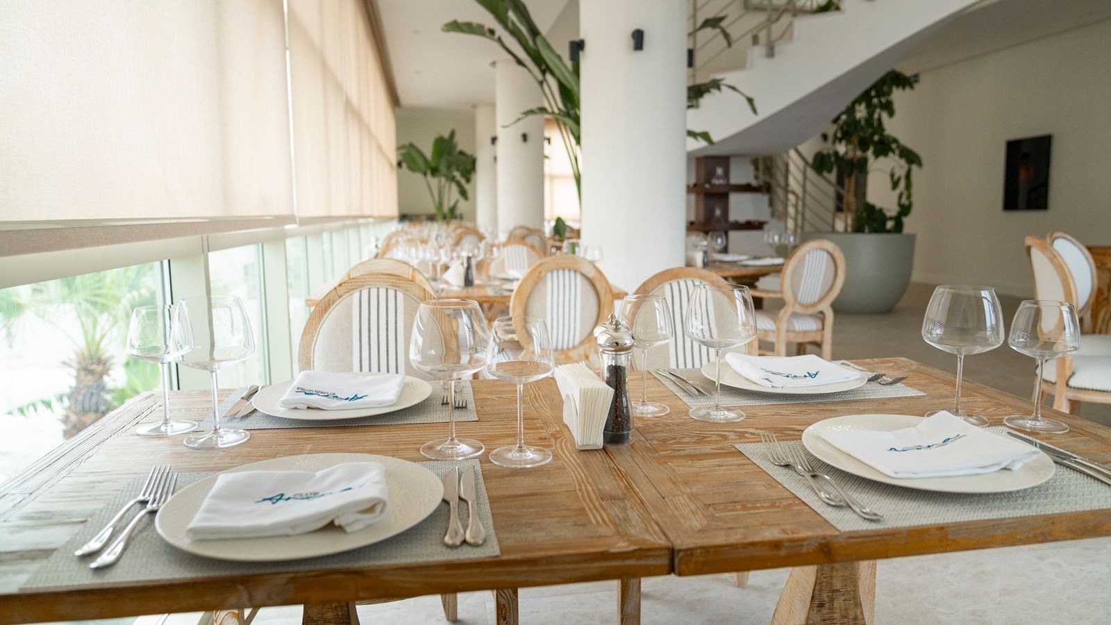 restaurants-frangipani-restoranlounge