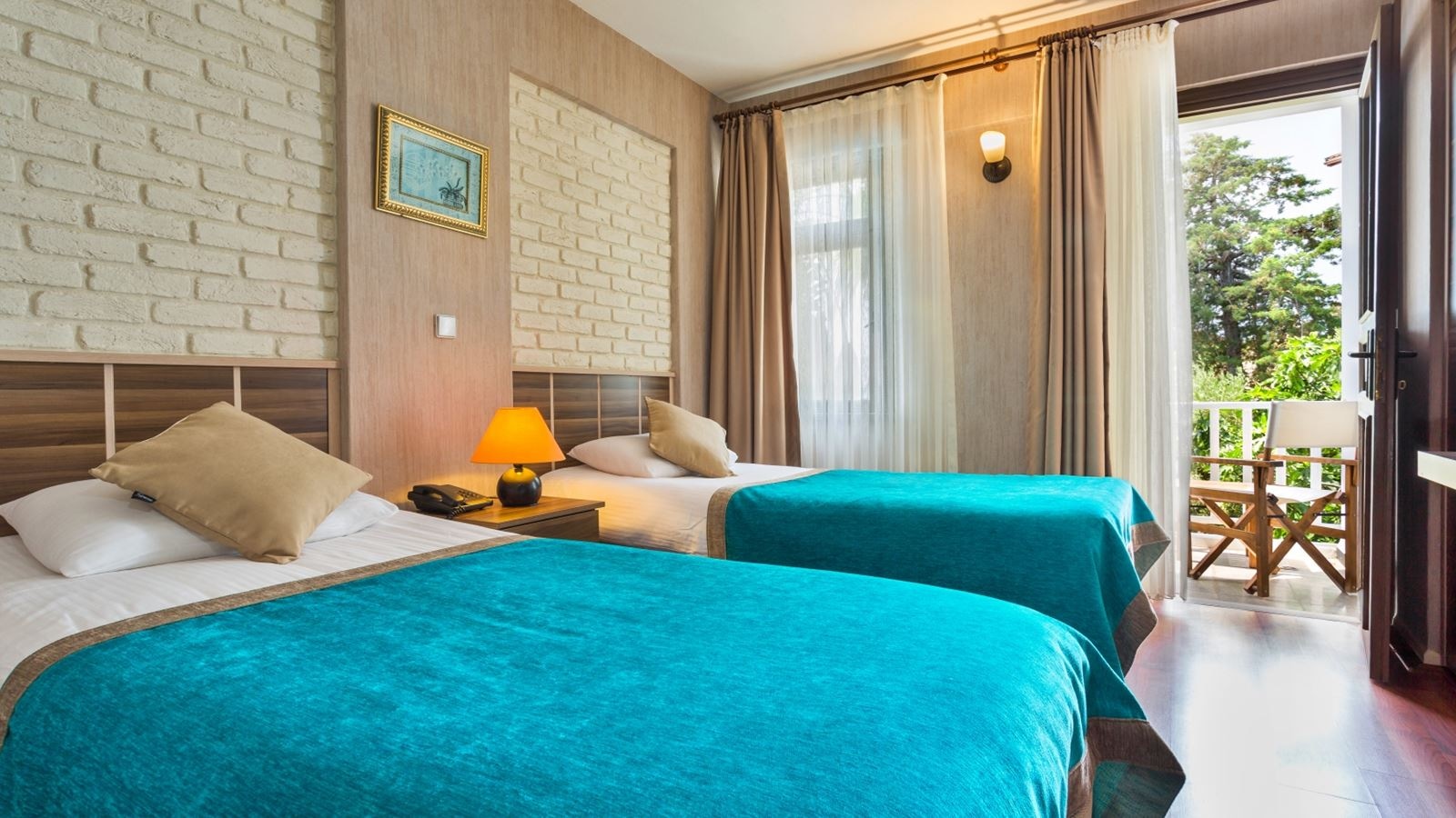 rooms-standard-twin-room