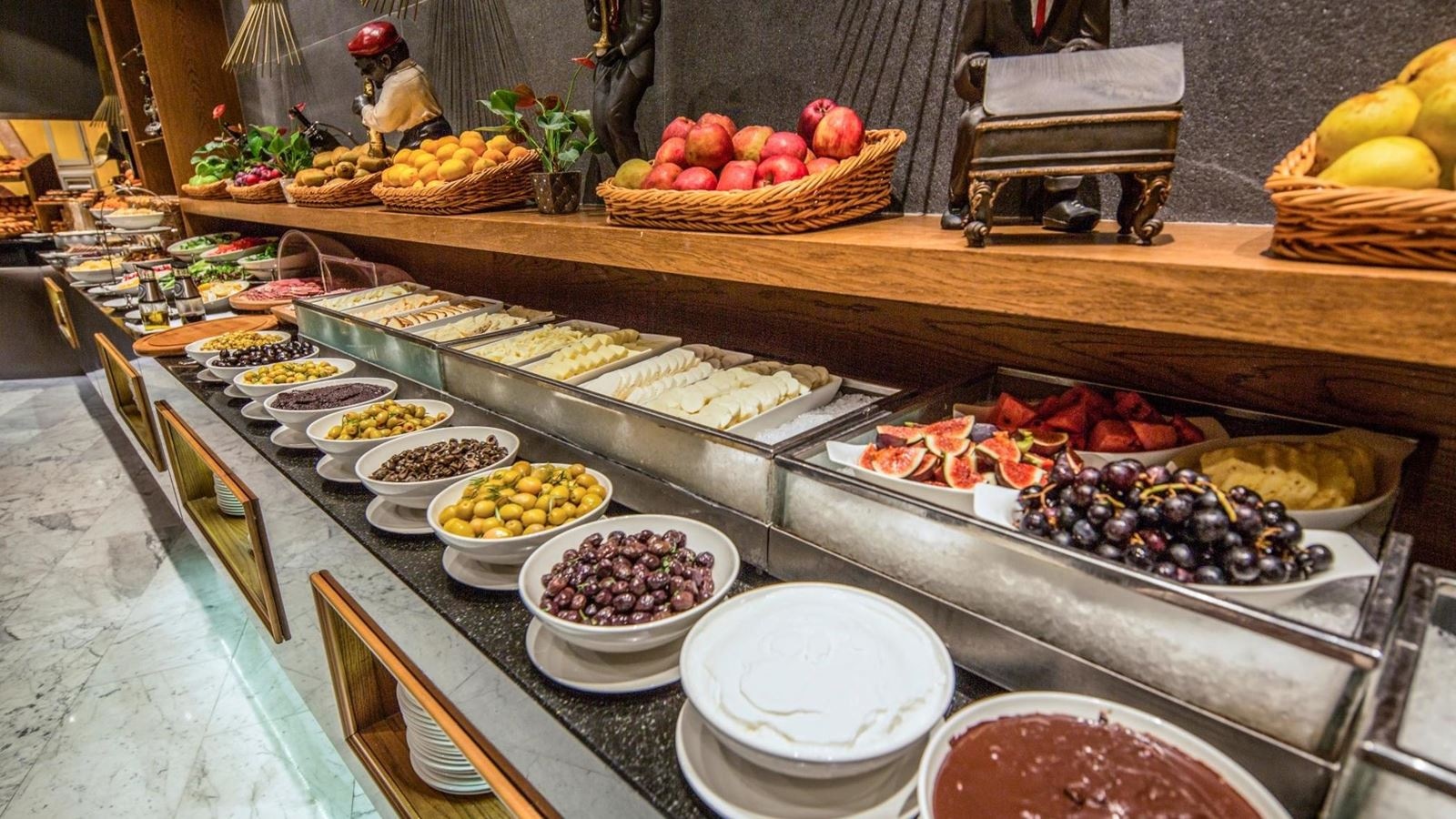 restaurants-restaurants