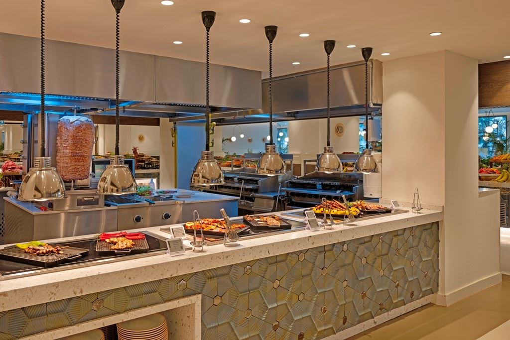 restaurants-myra-main-restaurant--children-buffet