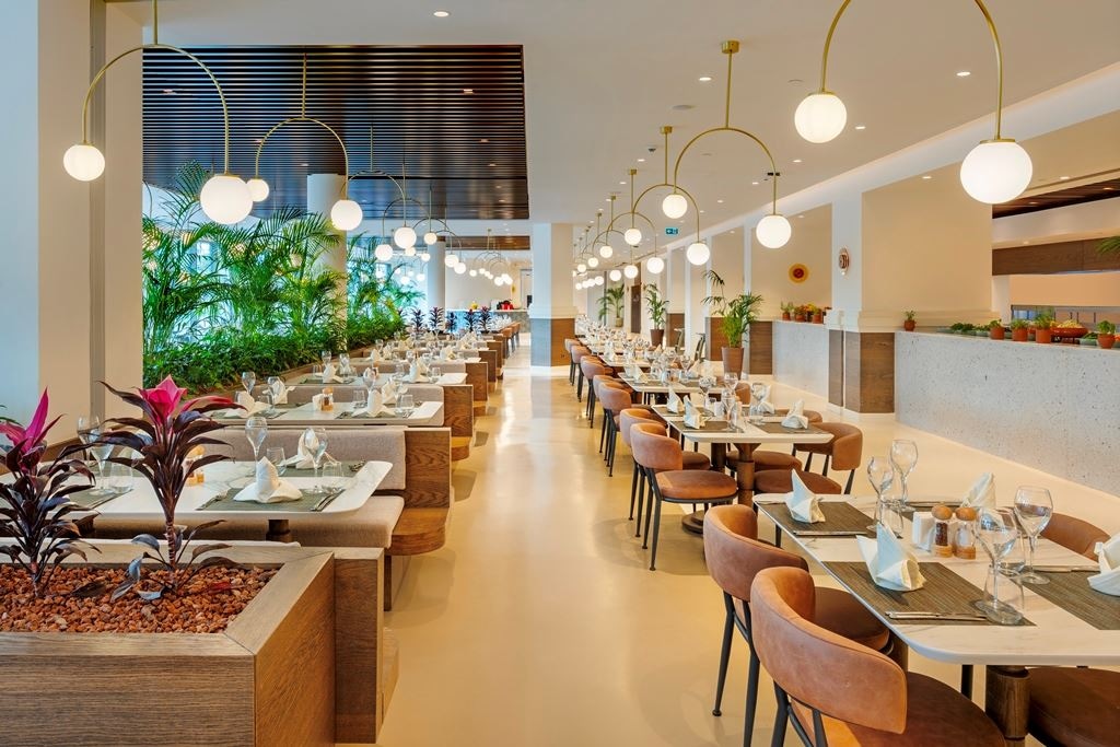 restaurants-myra-main-restaurant--children-buffet