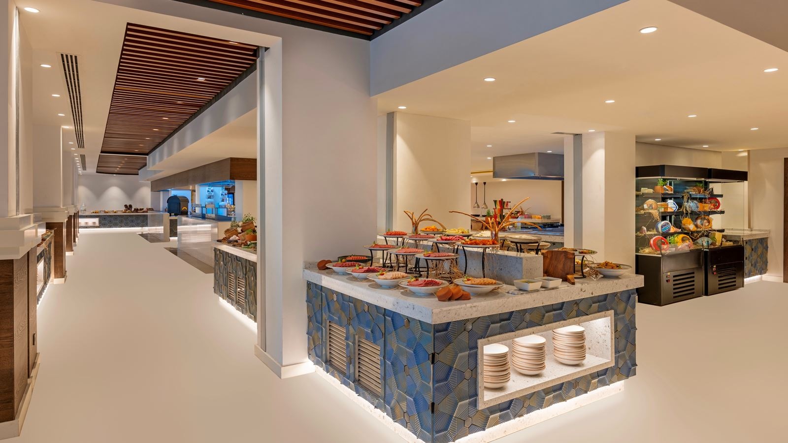 restaurants-myra-main-restaurant--children-buffet