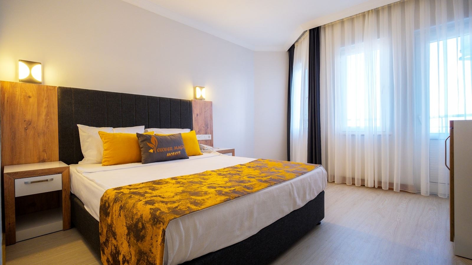 rooms-standard-room-seaview