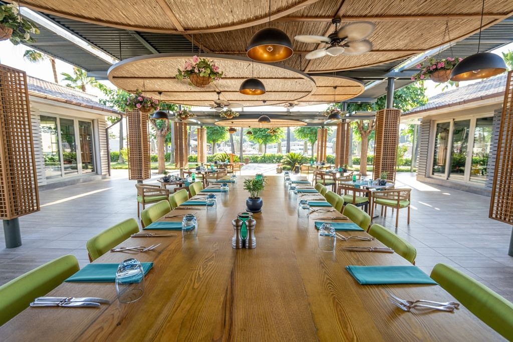 restaurants-hungry-gorilla-grap-n-go