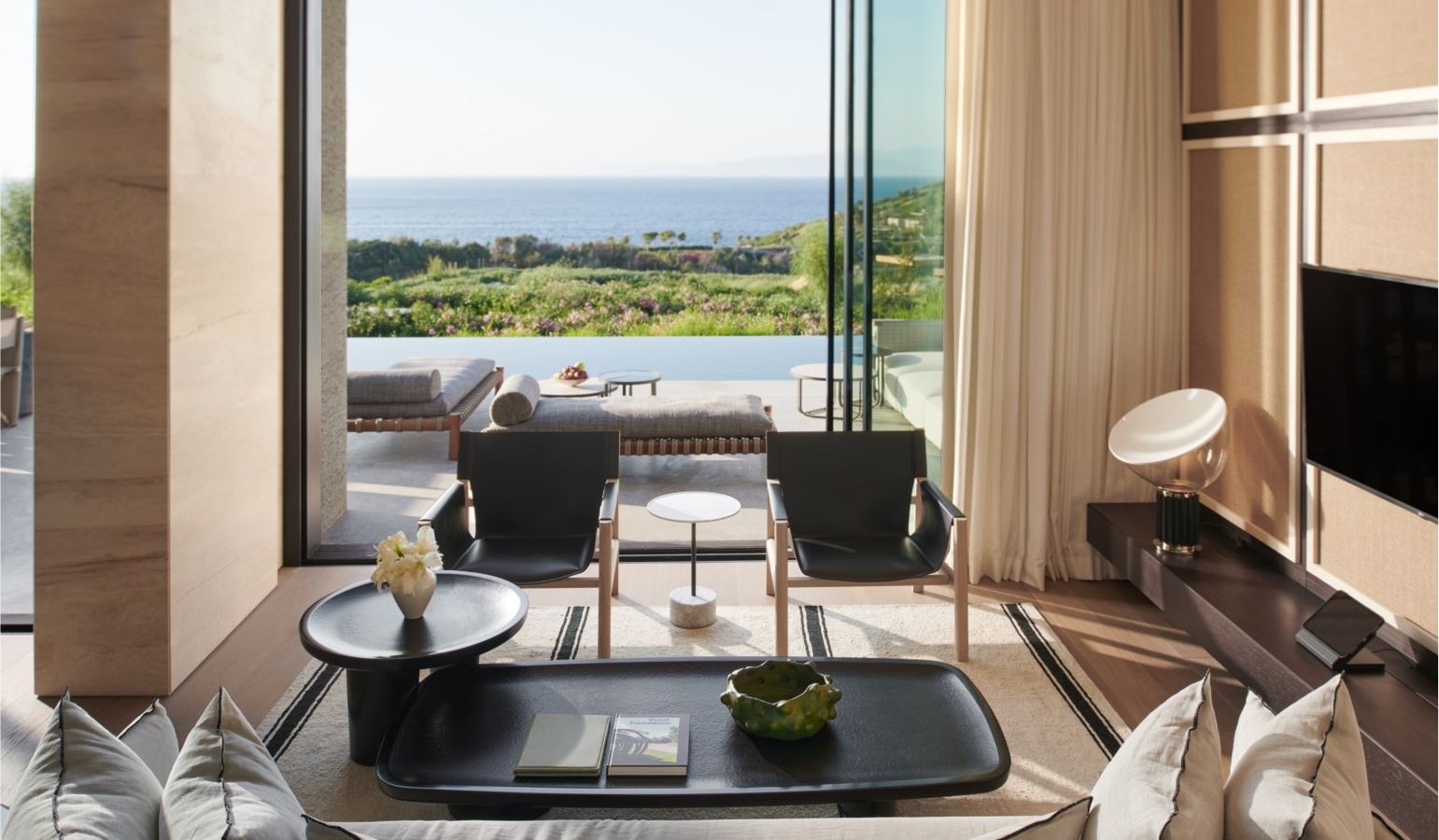 rooms-hill-villa--3-bedrooms