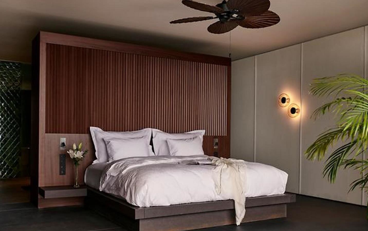 rooms-royal-suite-land