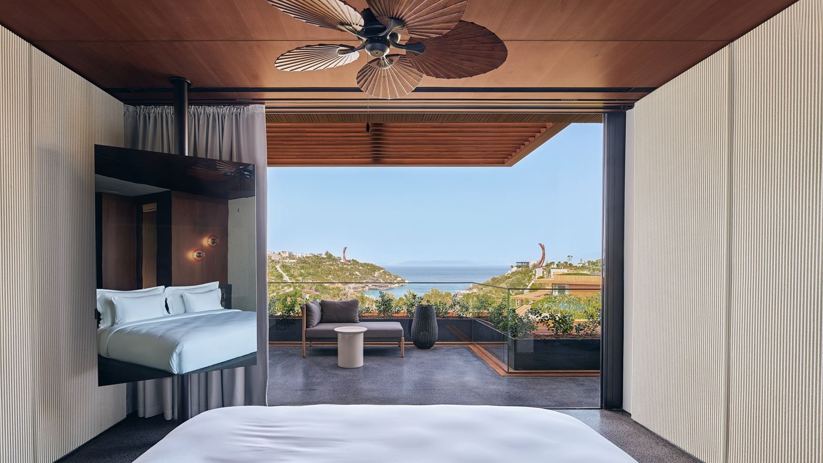 rooms-maxx-laguna--3-bedrooms