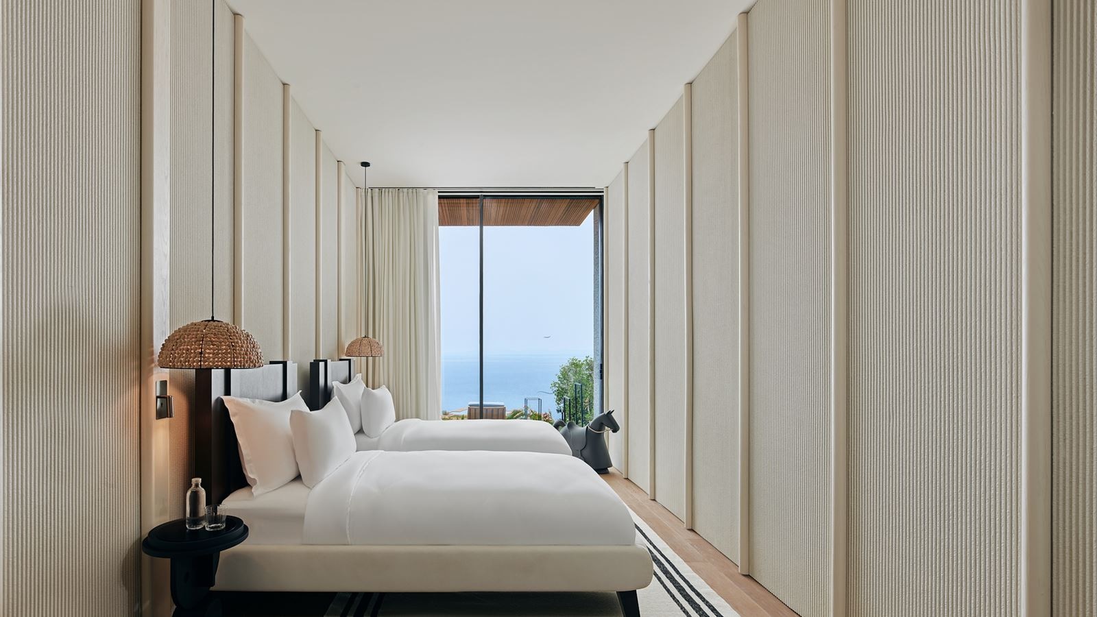 rooms-hill-villa--4-bedrooms