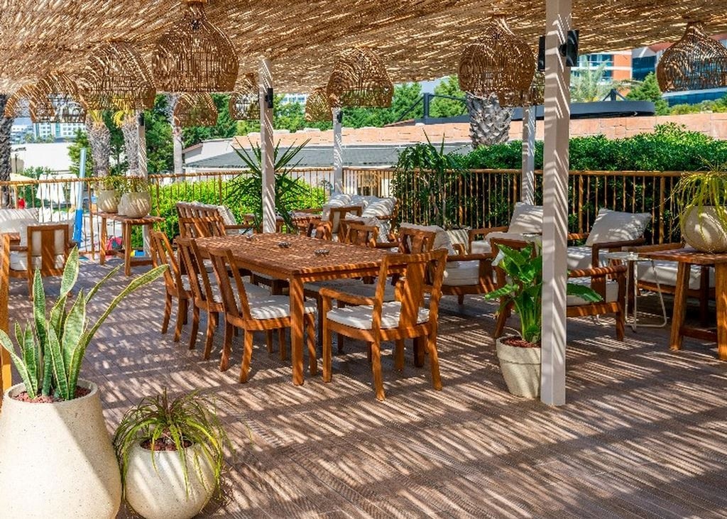 restaurants-restaurants