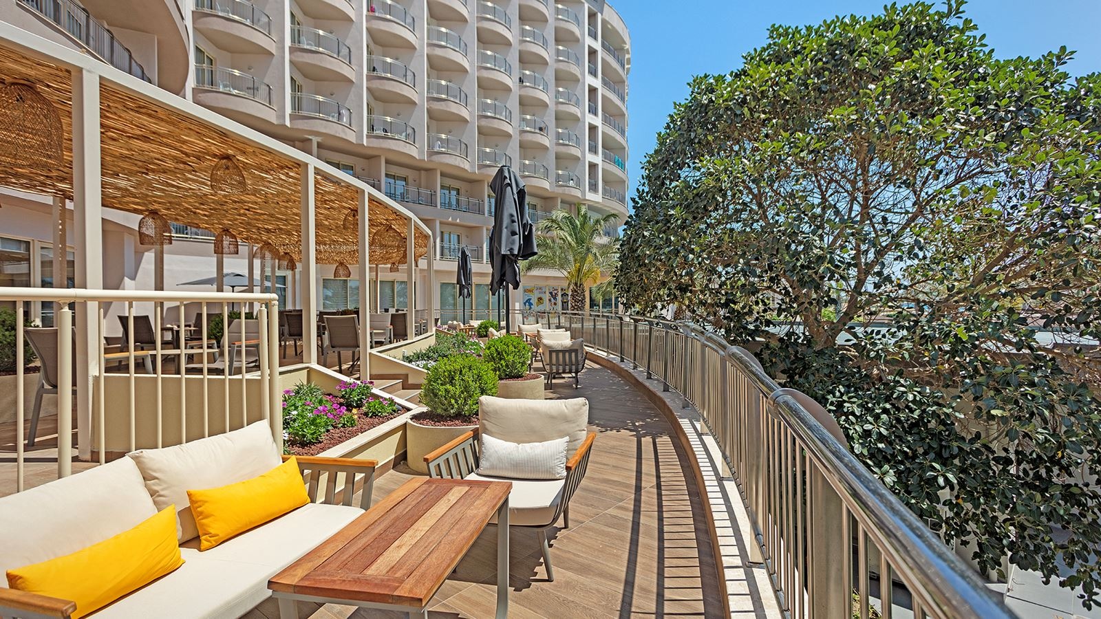 bars-gagai-lobby-bar
