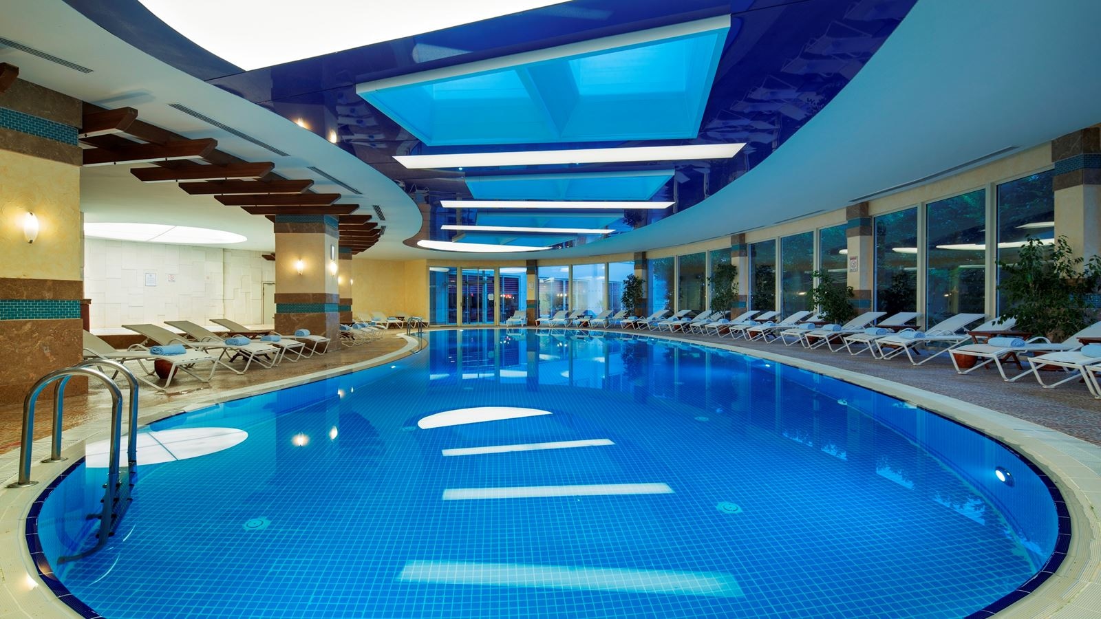 pools-indoor-pool