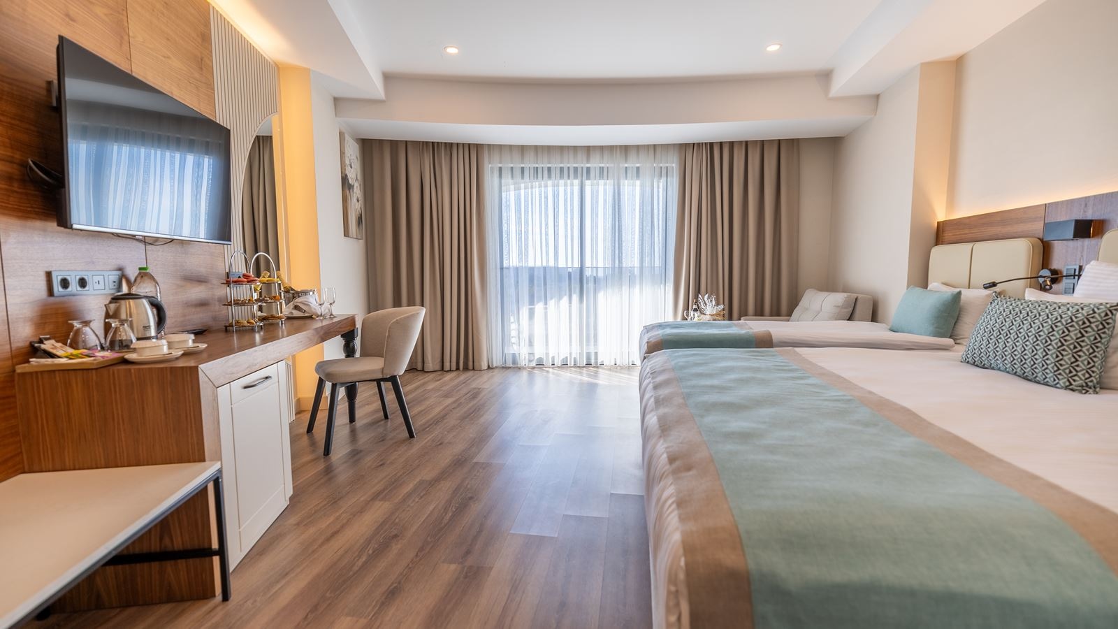 rooms-std-room-with-pool-view