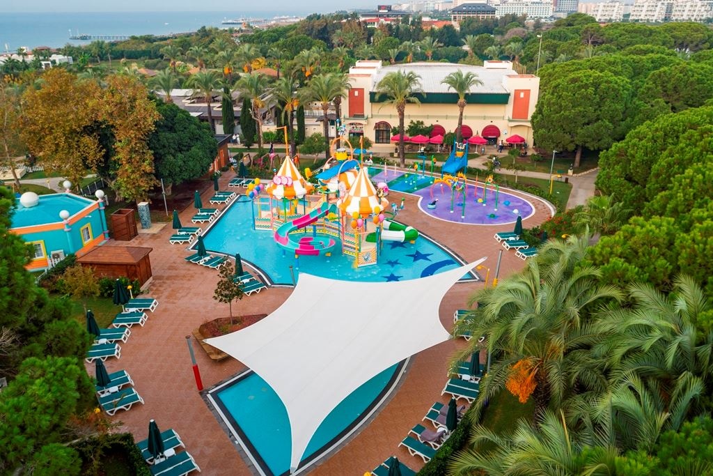 water-park-water-park