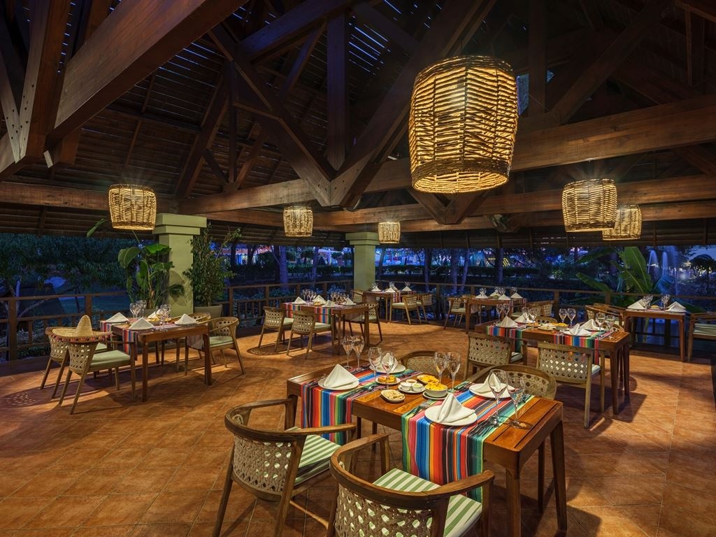 restaurants-casa-mexicana