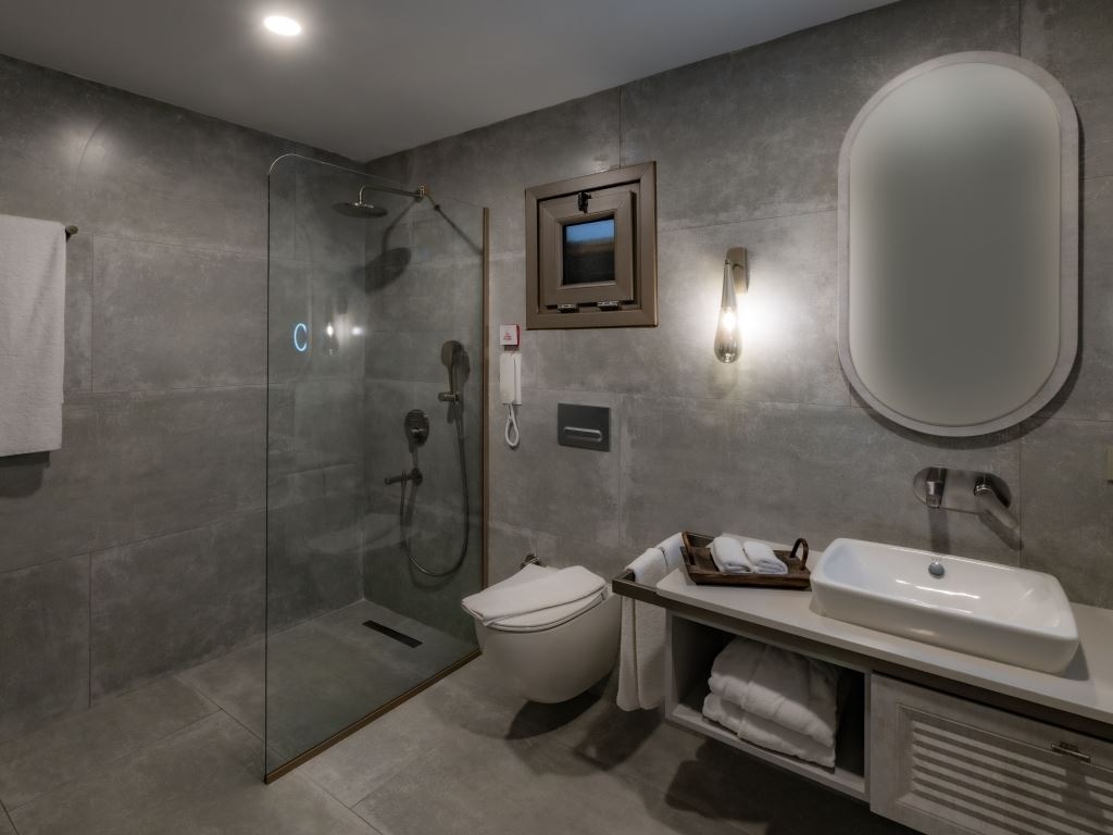 rooms-deluxe-suite-garden-view