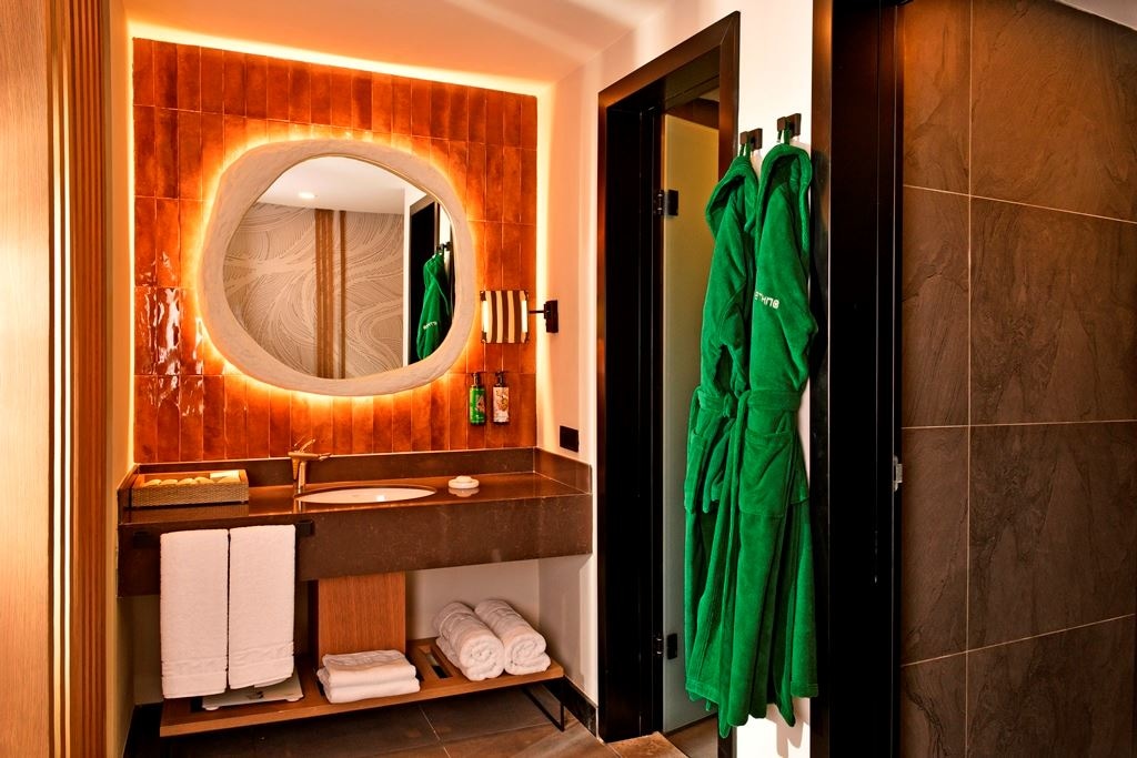 rooms-deluxe-sea-view