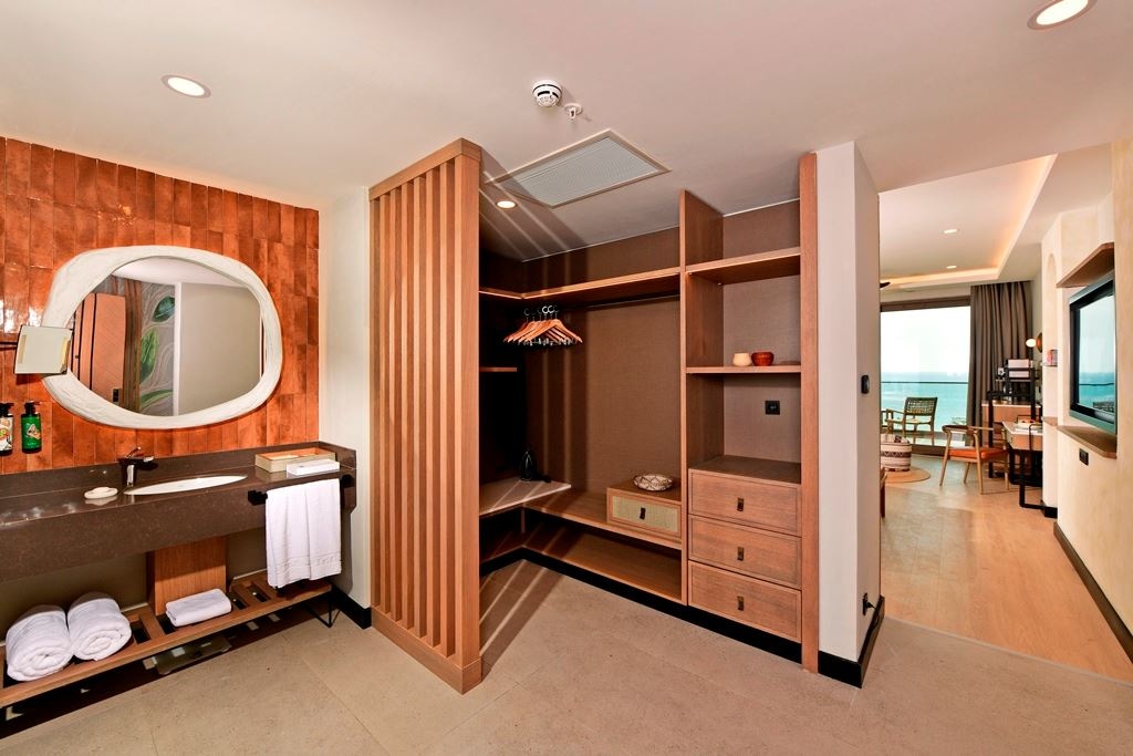 rooms-deluxe-sea-view