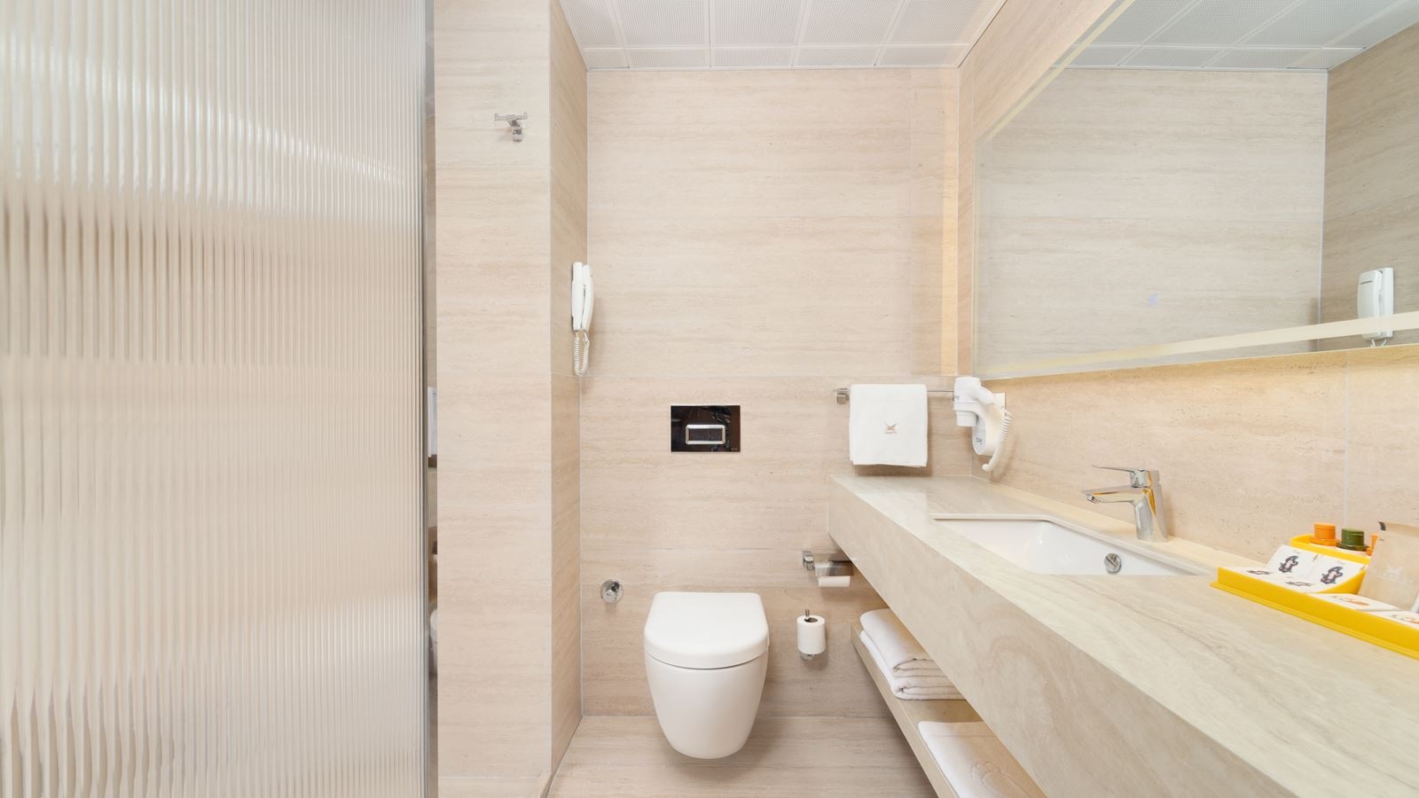 rooms-large-room