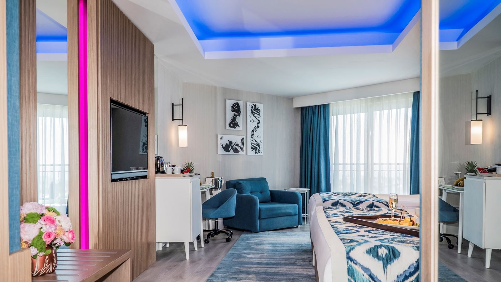 rooms-superior-standard-room-land-view-with-balcony